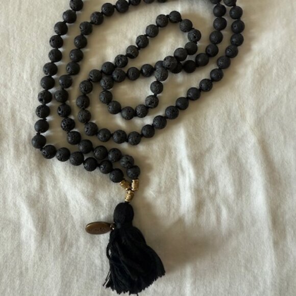 🖤 BLACK LAVA STONE MALA NECKLACE - Grounding Energy Jewelry! 🖤 - Picture 1 of 12